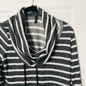 NWOT Striped cowl neck pullover top